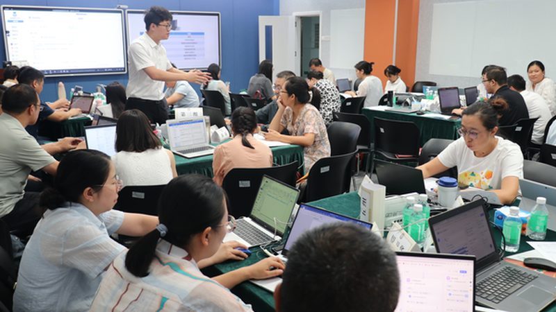 执业药师资格证考试培训，费用构成与选择要点